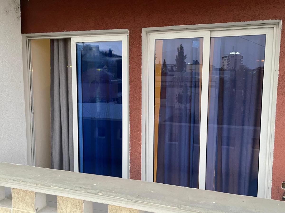 Dardana&Gerjon Apartament Kamez ภายนอก รูปภาพ