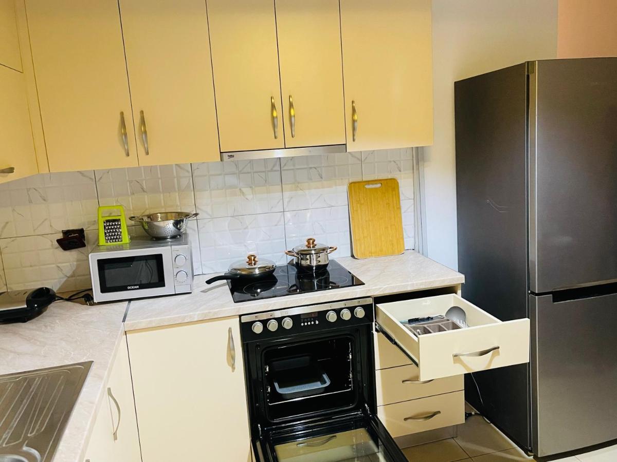 Dardana&Gerjon Apartament Kamez ภายนอก รูปภาพ